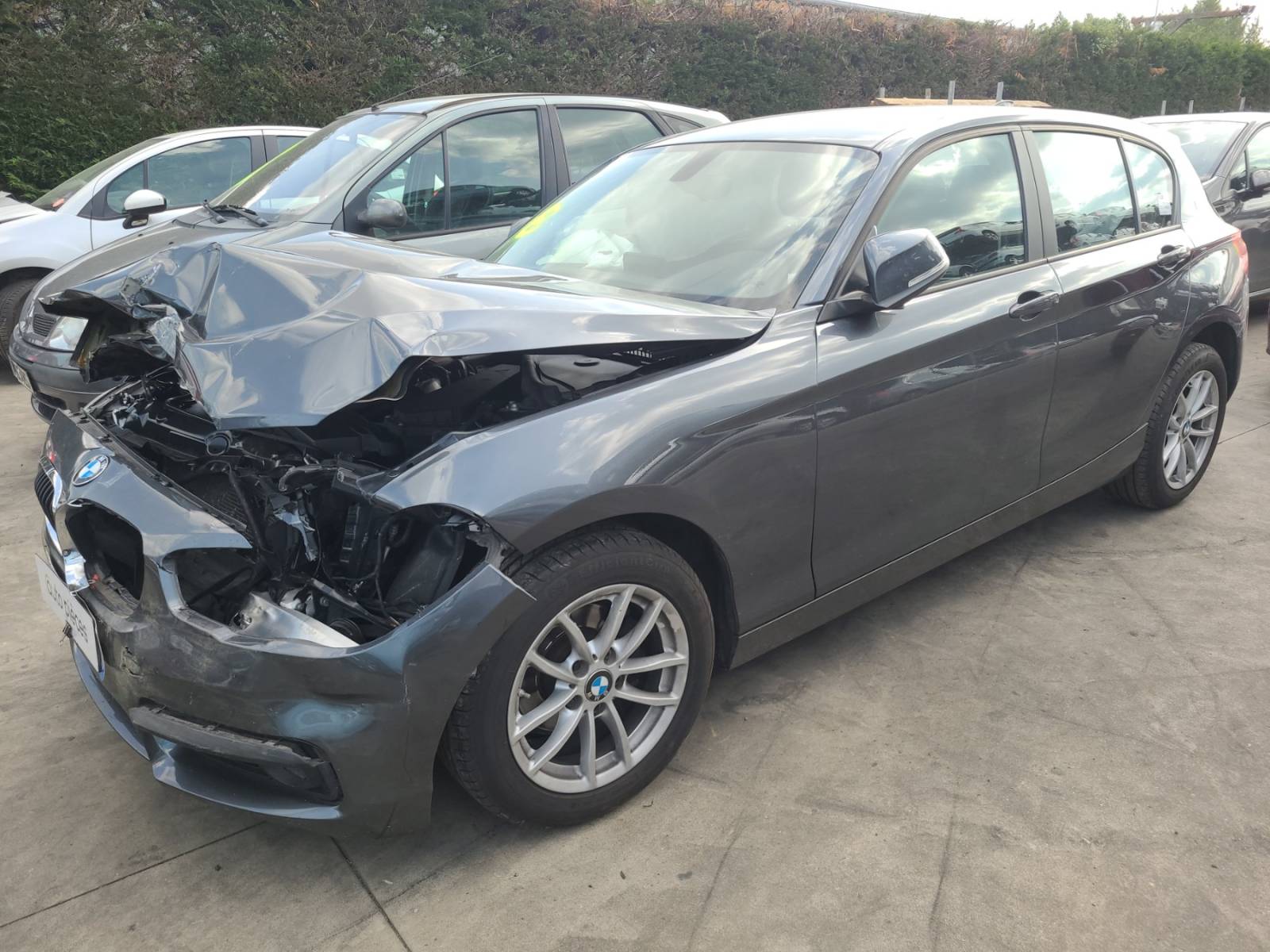 Estimer ma BMW accidentée à FREJUS